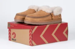 Chestnut BILLY Cozy Slippers 17 Chestnut BILLY Cozy Slippers -Cheap BILLY Store BK22446 250 Studio 1 940x614 aacc6c49 fc80 4225 8803 7118ab86af83