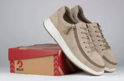 Men's Tan Suede BILLY Comfort Lows -Cheap BILLY Store BM20101 260 studio 2 940x614 cabc2749 4c79 4212 a398 7f5971b96195