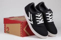 Men's Black/White BILLY CS Sneaker Low Tops -Cheap BILLY Store BM22343 002 studio 2 940x614 04b3721d 54bc 48d5 9ebd 64e785bc84e3