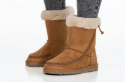 Women's Chestnut BILLY Cozy Boots -Cheap BILLY Store BW22304 250 studio standing 2 940x614 91ac7363 100e 4453 b68d 3525c045621b